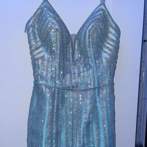 LIGHT BLUE ABOVE KNEE DRESS